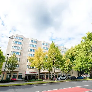 莱昂纳多酒店杜塞尔多夫市中心店 酒店