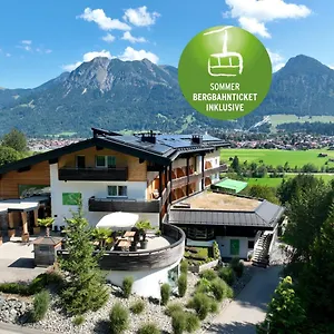 naturhotel-waldesruhe.com-bavaria.com/
